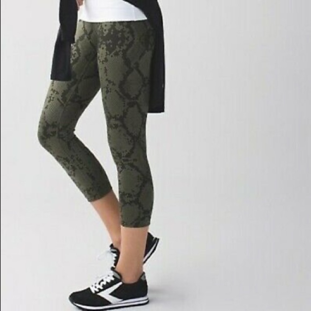Lululemon wunder under crop legging